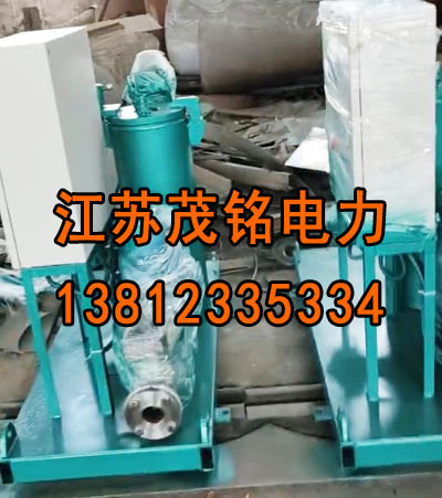 ������{�������Q��